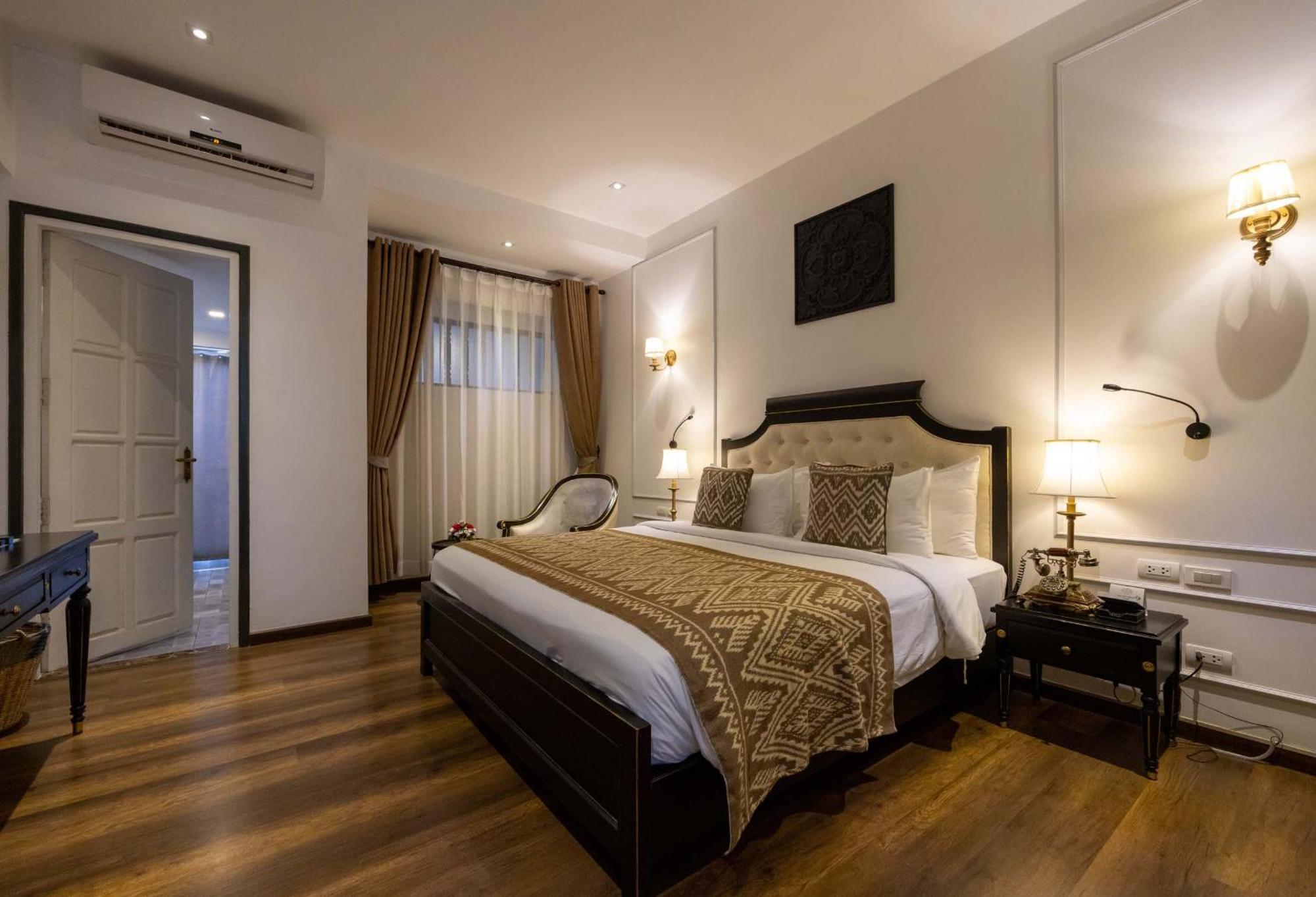 Le Thatluang D'Or Boutique Hotel Vientiane Esterno foto